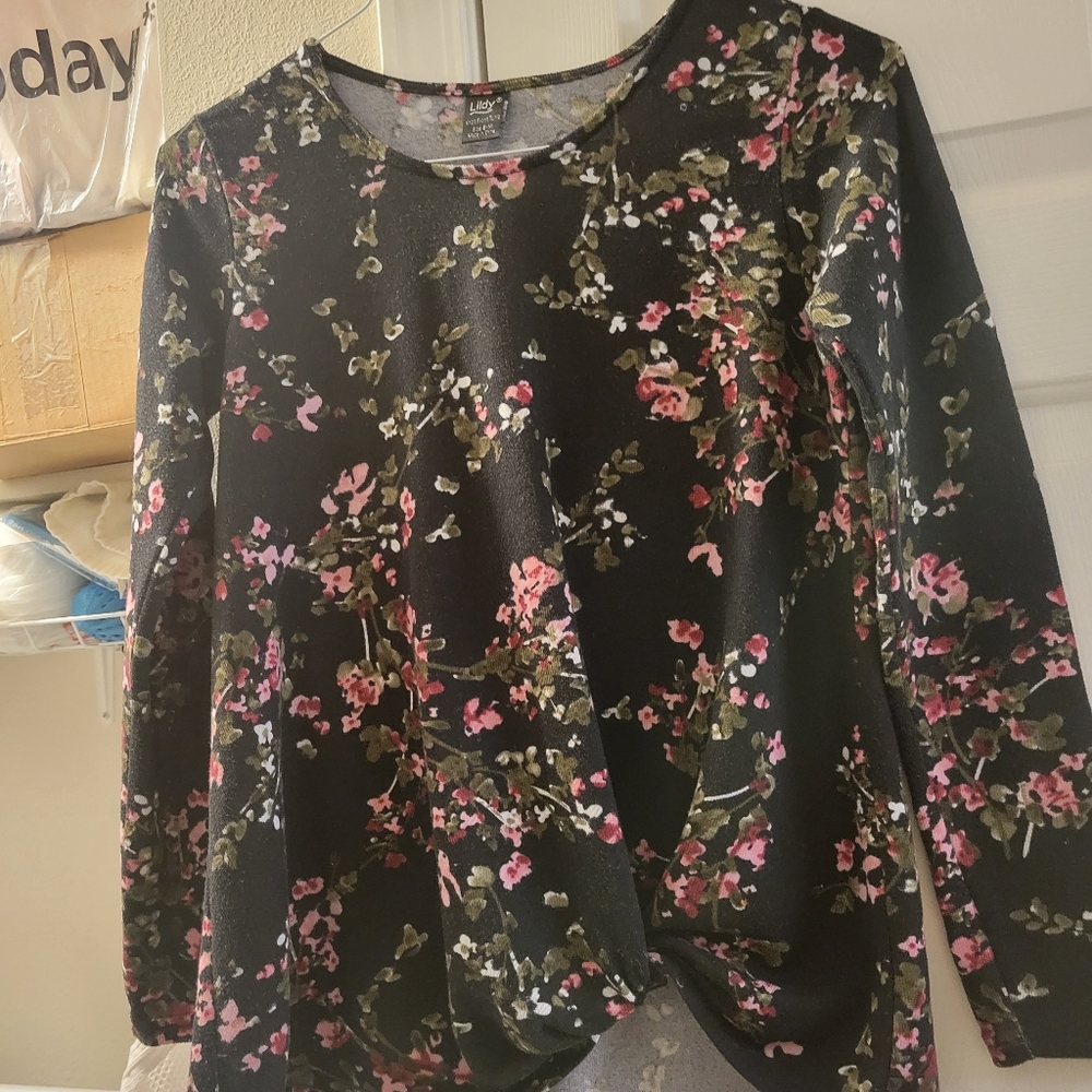 Lildy long sleeve floral tunic top